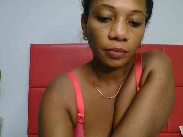 Faozia webcam
