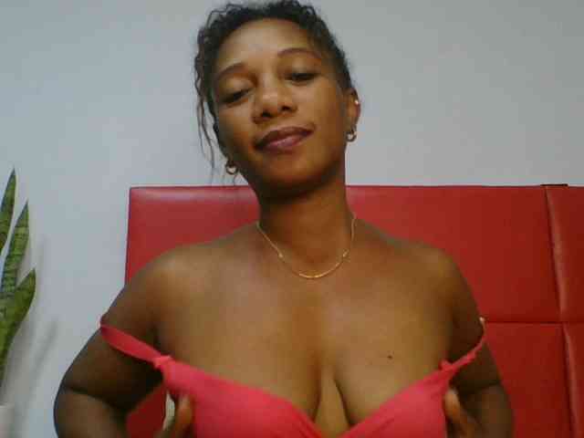 Faozia webcam