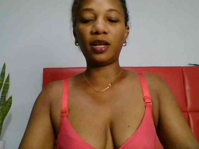 Faozia webcam