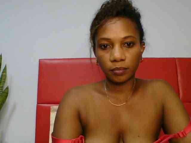 Faozia webcam