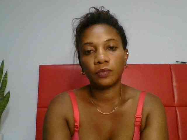 Faozia webcam