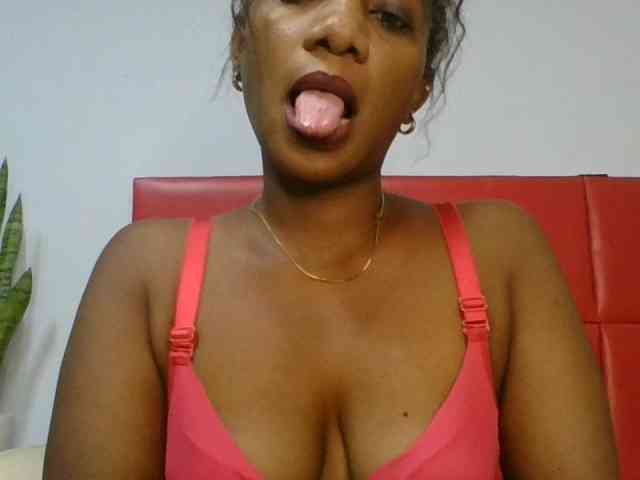 Faozia webcam