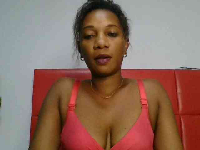 Faozia webcam