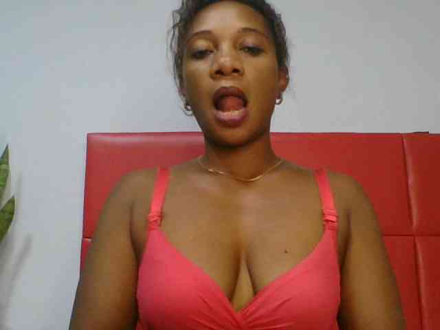 Faozia webcam