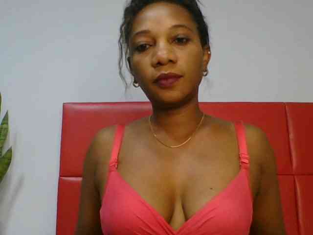 Faozia webcam