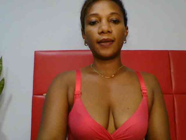 Faozia webcam
