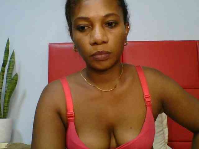 Faozia webcam