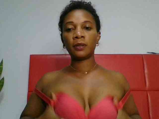 Faozia webcam