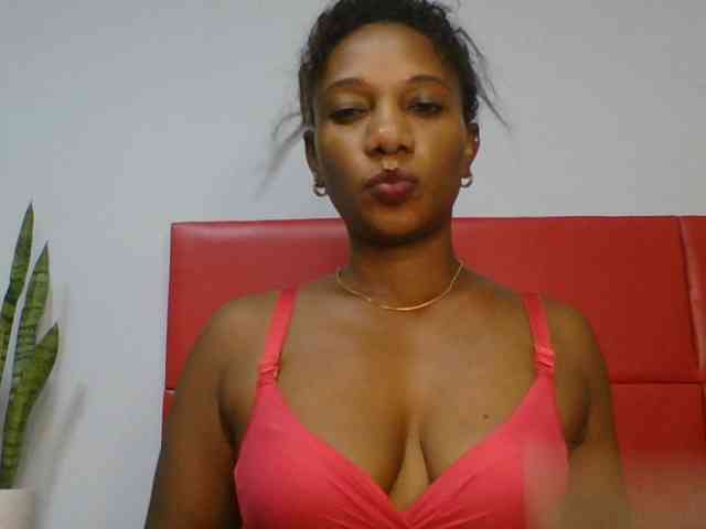 Faozia webcam