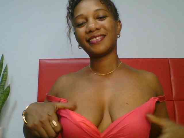 Faozia webcam