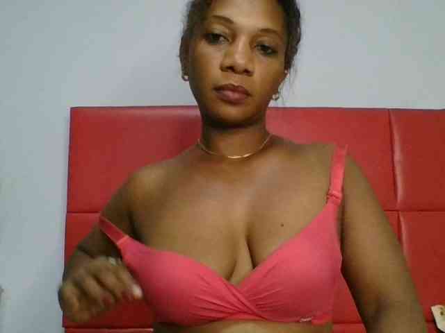 Faozia webcam