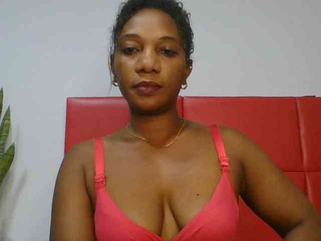 Faozia webcam