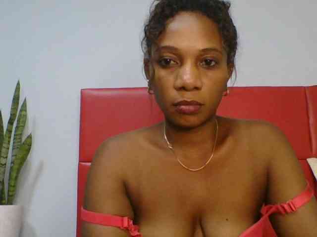 Faozia webcam