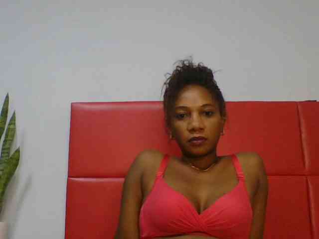 Faozia webcam
