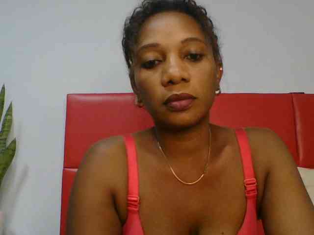 Faozia webcam