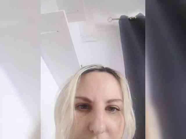 Roksi-8 webcam