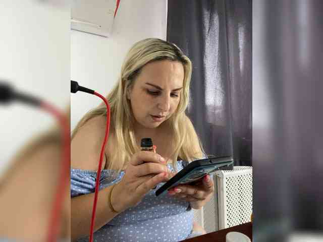 Roksi-8 webcam