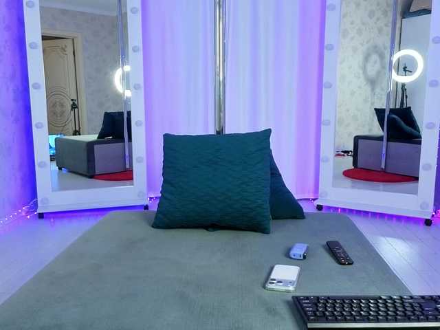 Accedi alla chat con il nickname juicyjaice juicyjaice