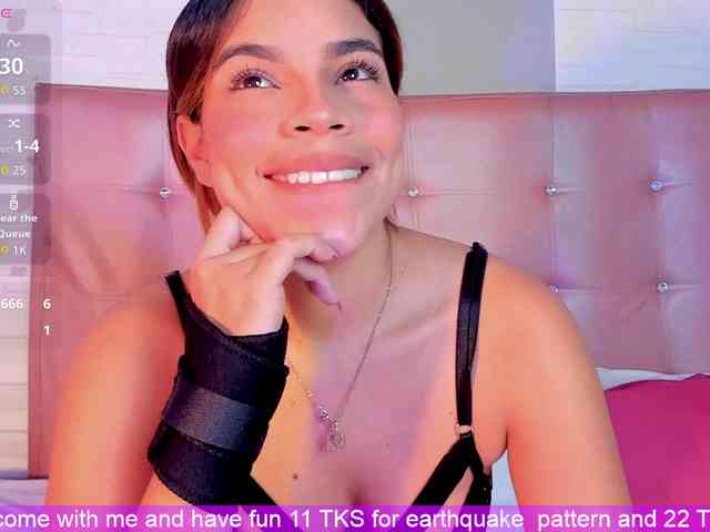 VictoriiaCross webcam