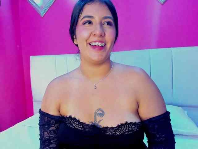 Miia-Colliins-- webcam