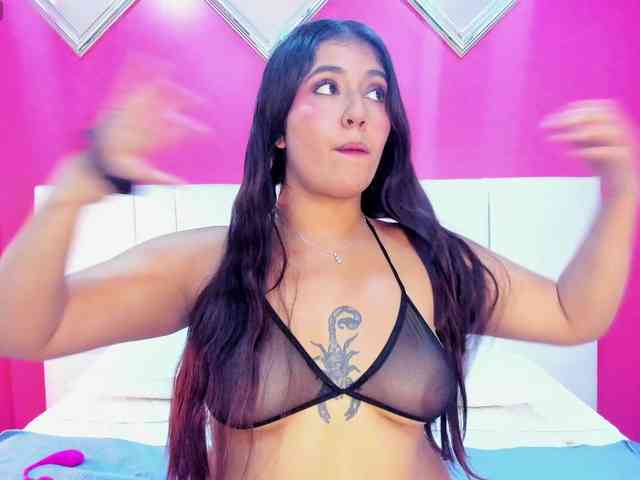 Miia-Colliins-- webcam