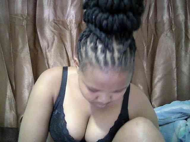Shepretty webcam