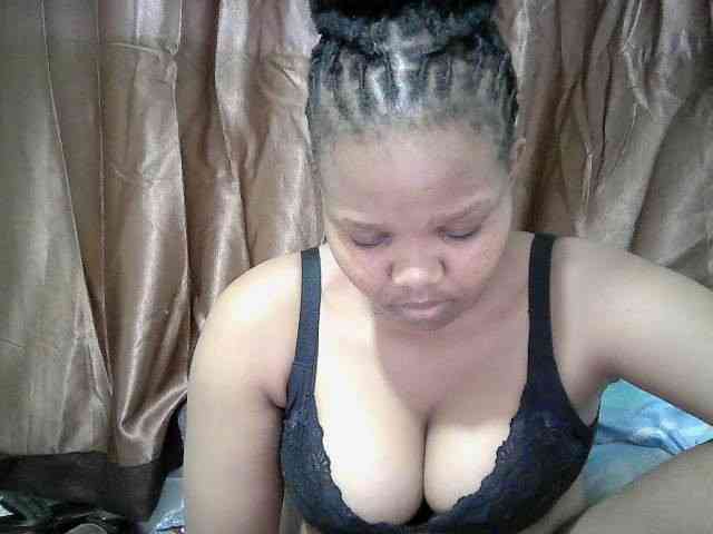 Shepretty webcam
