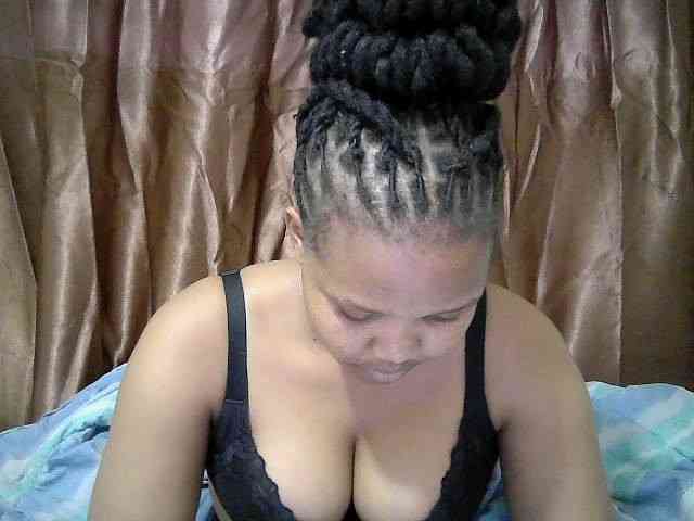 Shepretty webcam