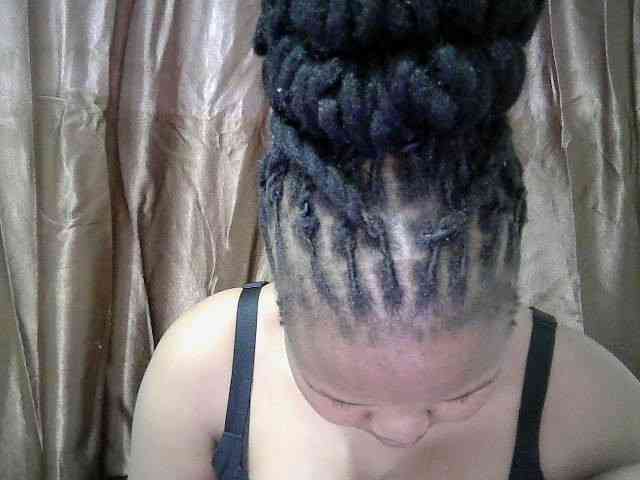 Shepretty webcam