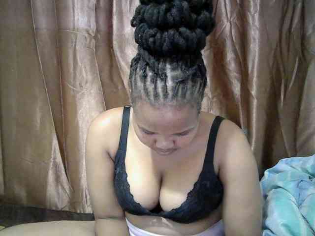 Shepretty webcam