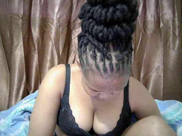 Shepretty webcam