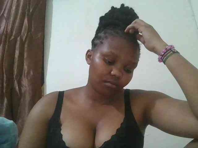 Shepretty webcam