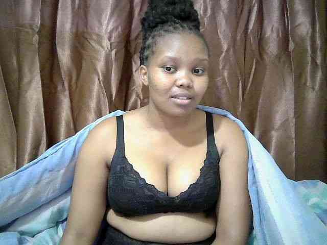 Shepretty webcam