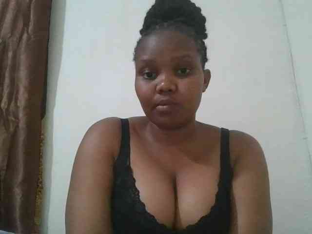 Shepretty webcam