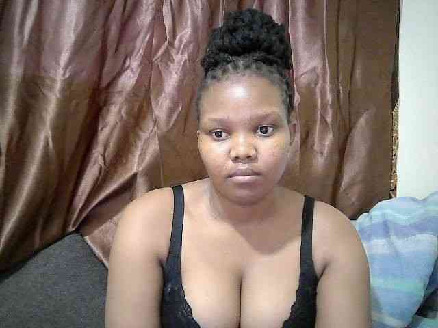 Shepretty webcam