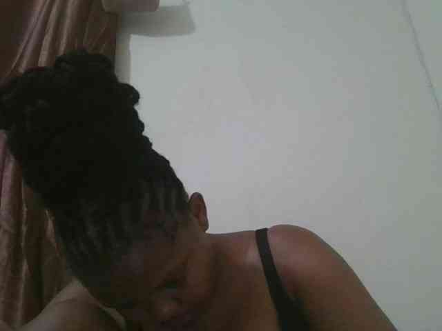 Shepretty webcam