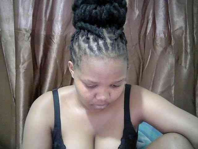 Shepretty webcam