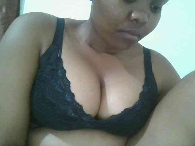 Shepretty webcam