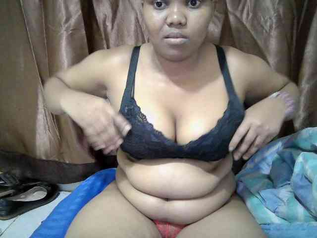 Shepretty webcam