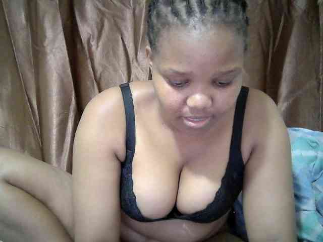 Shepretty webcam