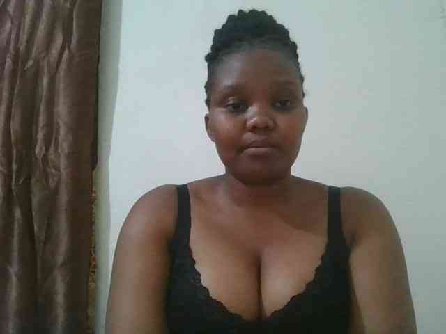 Shepretty webcam