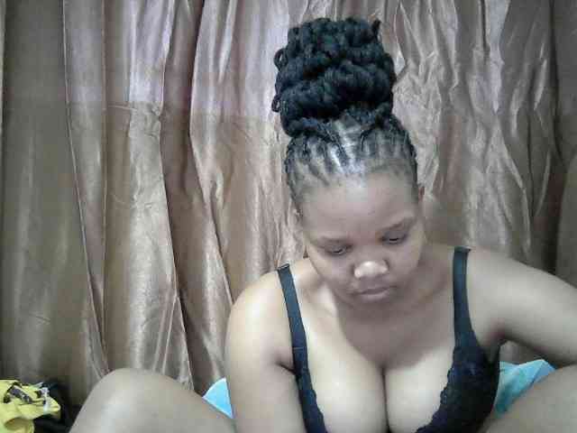 Shepretty webcam