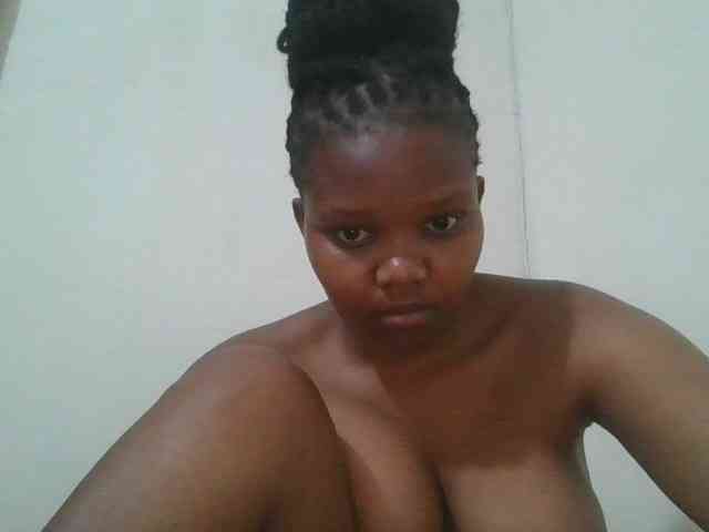 Shepretty webcam