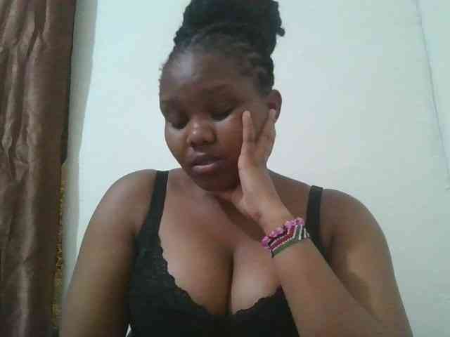 Shepretty webcam