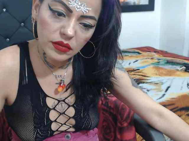 monicaloveet webcam
