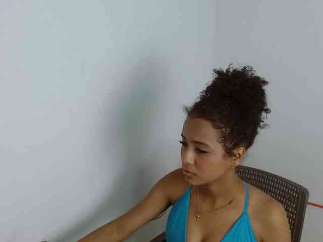 Aura-teen-hot webcam