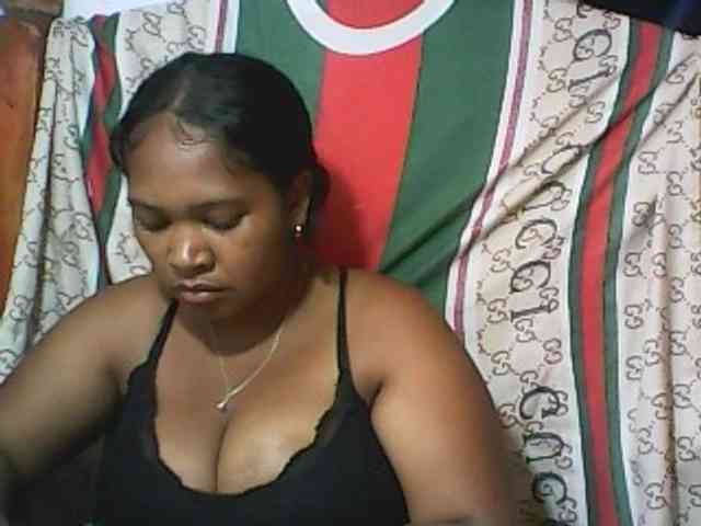 Leticiah webcam