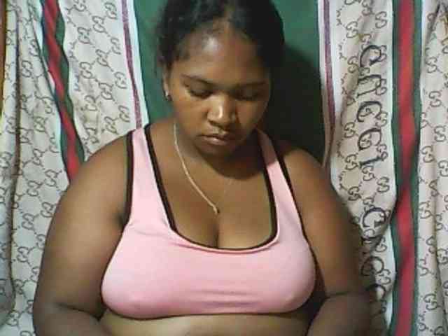 Leticiah webcam