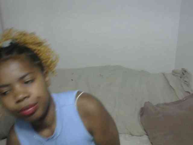 Blacksexy18 webcam