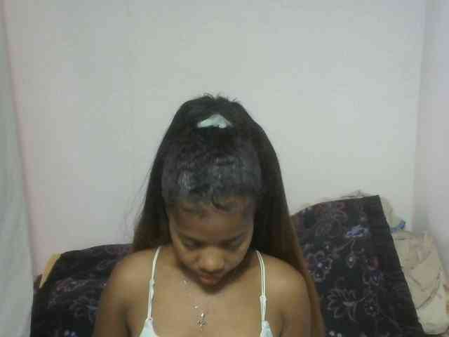 Blacksexy18 webcam